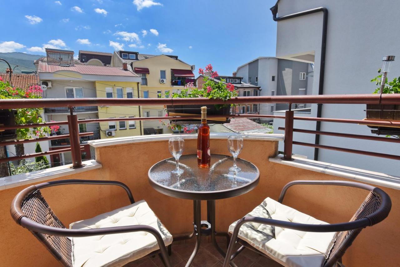 Si Apartments Ohrid With Free Parking Dış mekan fotoğraf