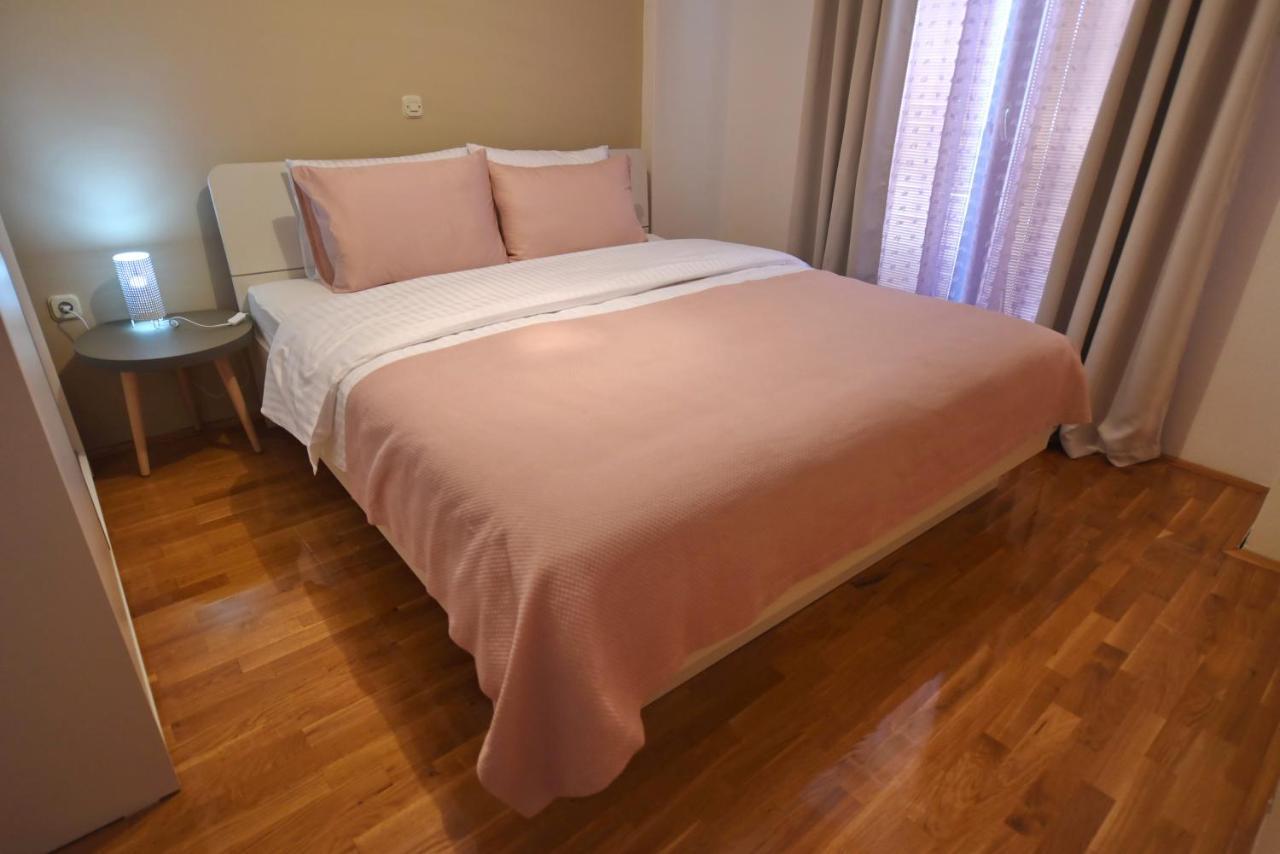 Si Apartments Ohrid With Free Parking Dış mekan fotoğraf